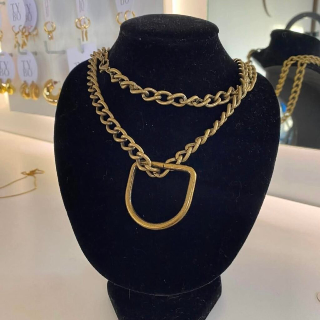 Collar Herradura Oro viejo